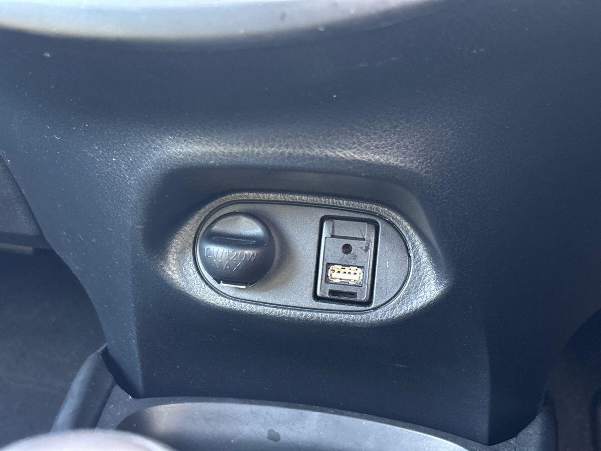 Used Toyota Yaris 2019 for sale - 76499659: Photo 21