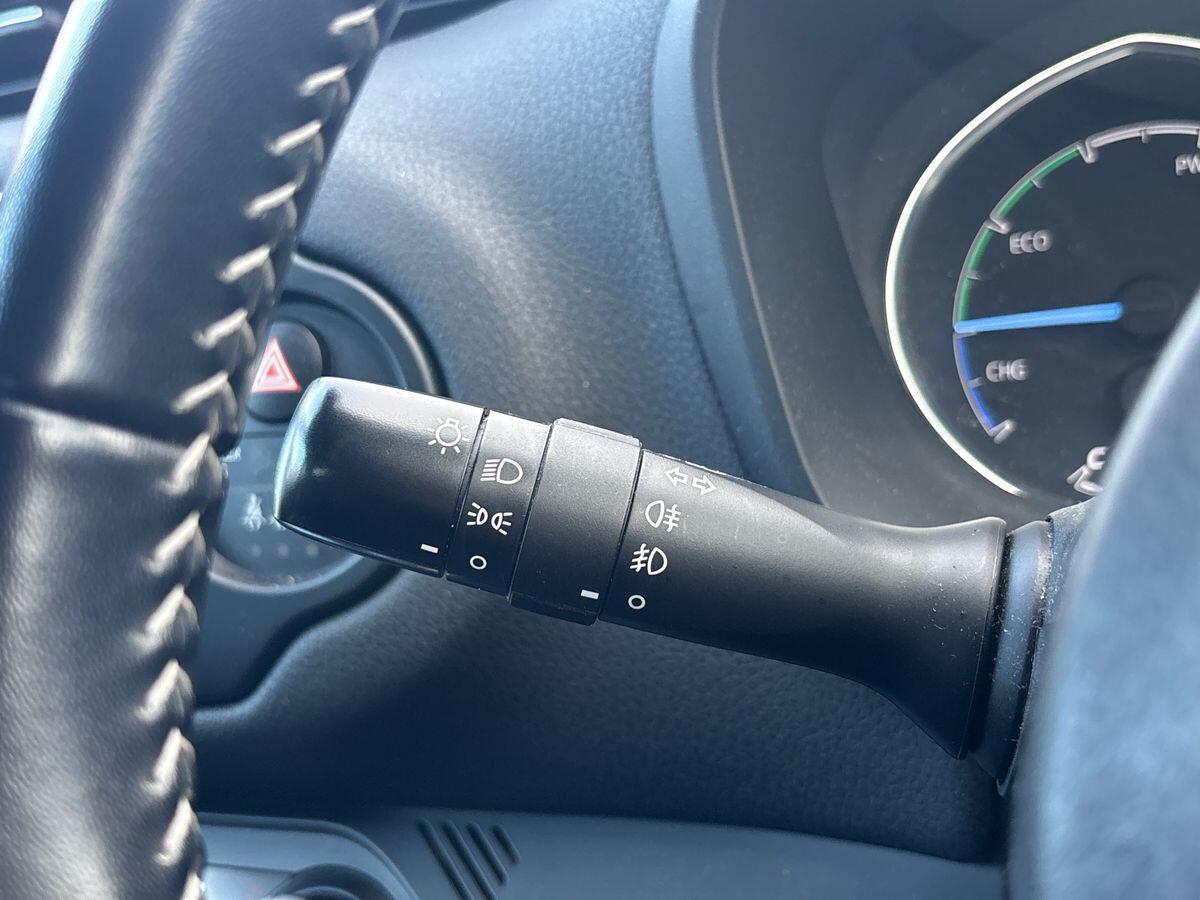 Used Toyota Yaris 2019 for sale - 76499659: Photo 30