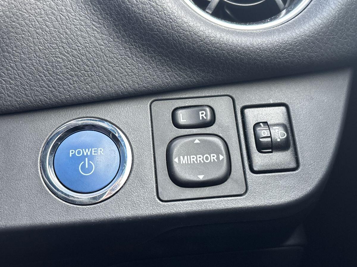 Used Toyota Yaris 2019 for sale - 76499659: Photo 33