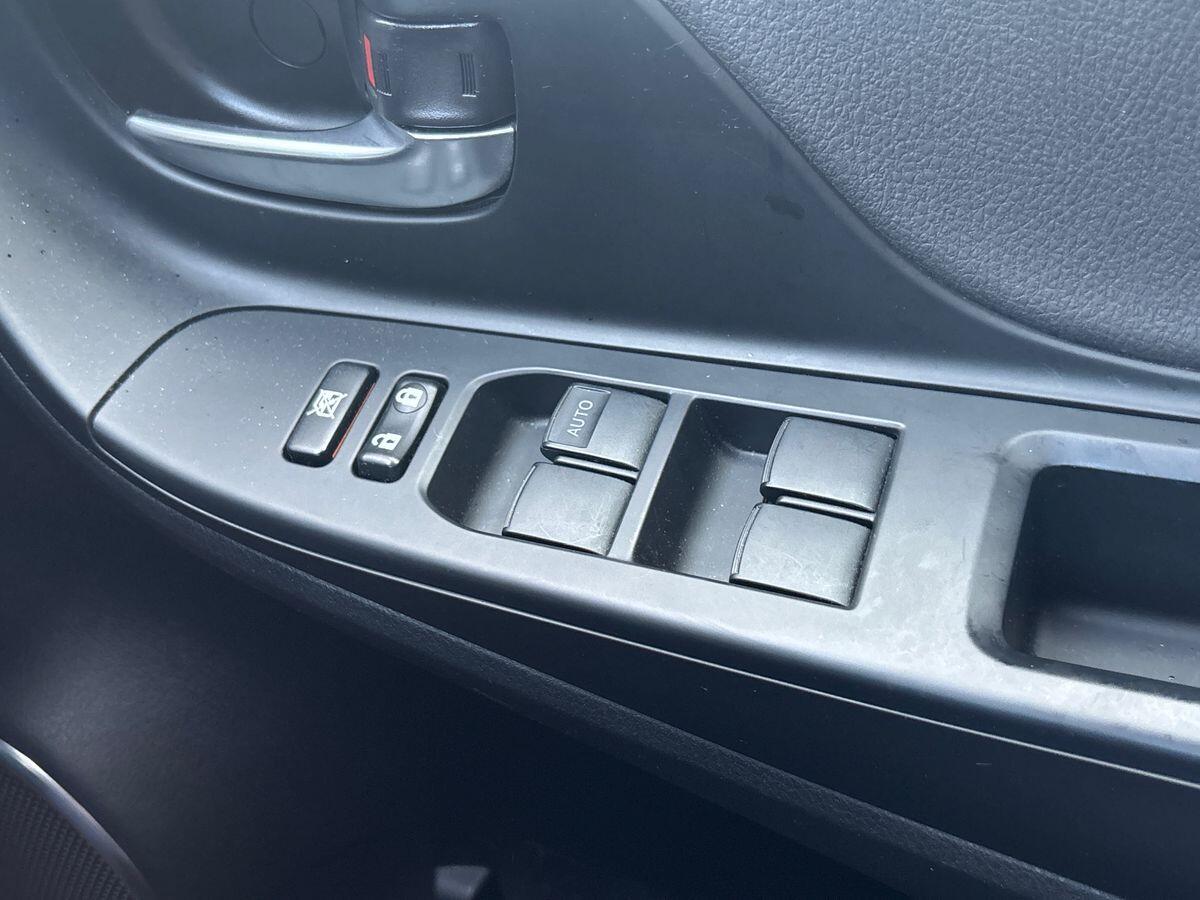 Used Toyota Yaris 2019 for sale - 76499659: Photo 34