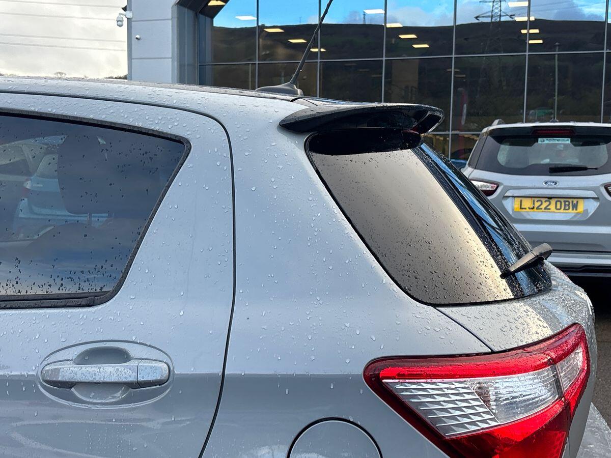 Used Toyota Yaris 2019 for sale - 76499659: Photo 35