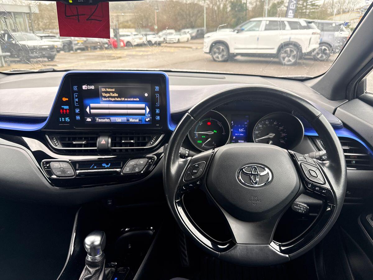 Used Toyota C-HR 2018 for sale - 77411883: Photo 12