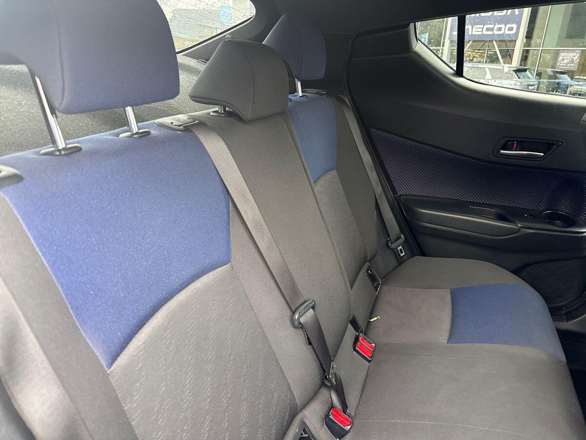 Used Toyota C-HR 2018 for sale - 77411883: Photo 19