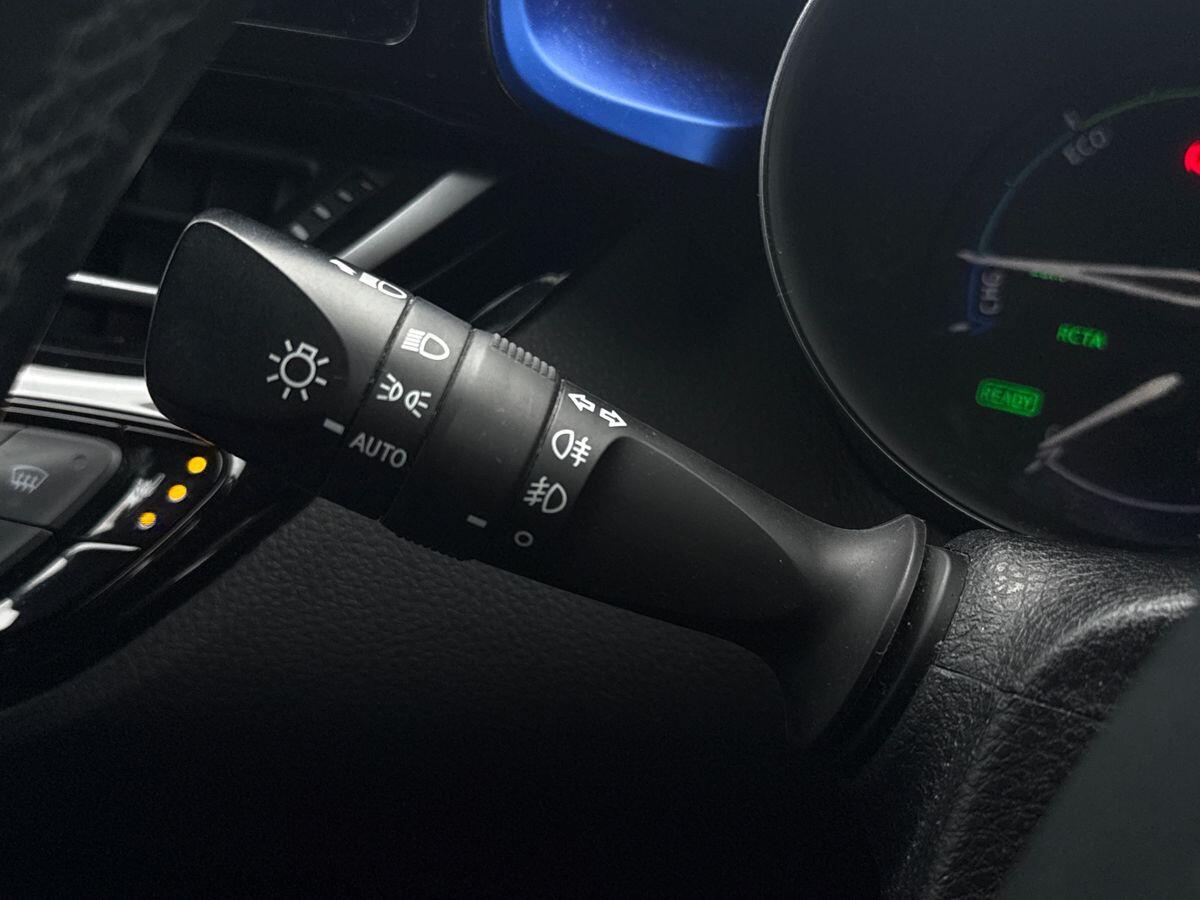 Used Toyota C-HR 2018 for sale - 77411883: Photo 26