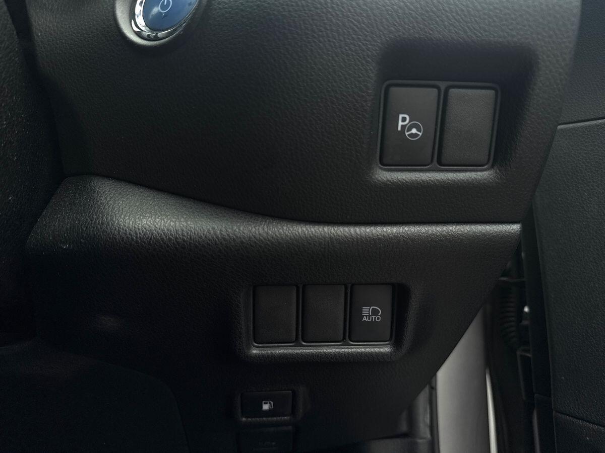 Used Toyota C-HR 2018 for sale - 77411883: Photo 30