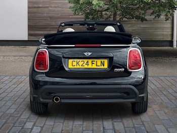 Used MINI Convertible 2024 for sale - 79533560: Photo