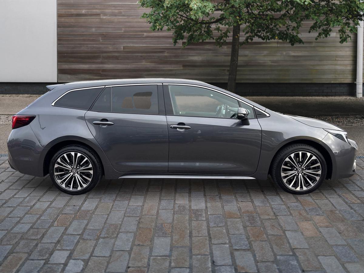 Used Toyota Corolla 2024 for sale - 78035045: Photo 2