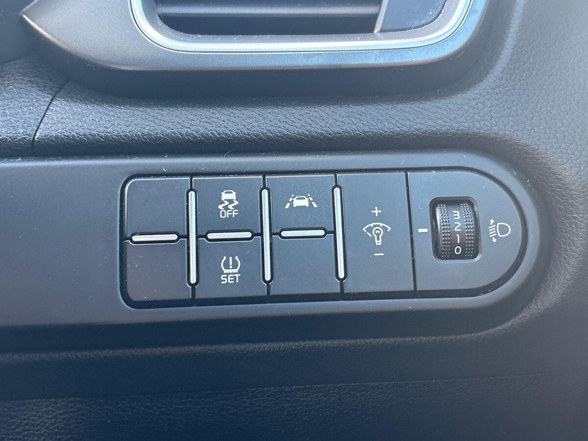 Used Kia XCeed 2022 for sale - 76348833: Photo 35