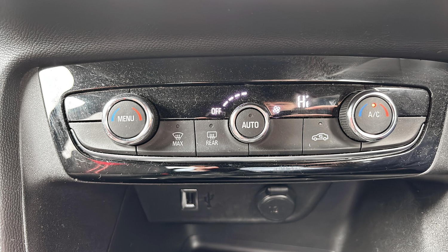 Used Vauxhall Corsa for sale - 77267640: Photo 25