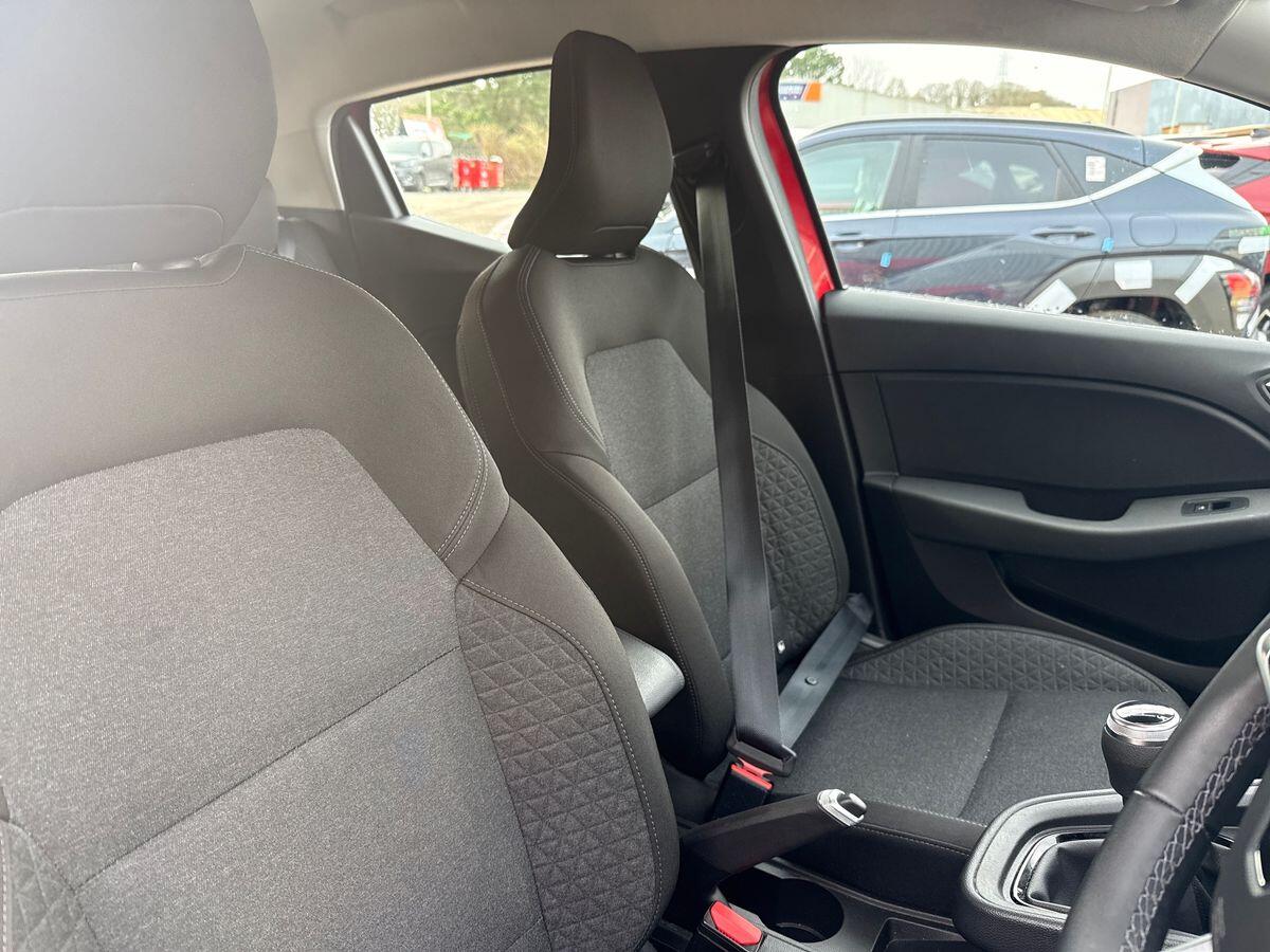 Used Renault Clio 2023 for sale - 77575441: Photo 25