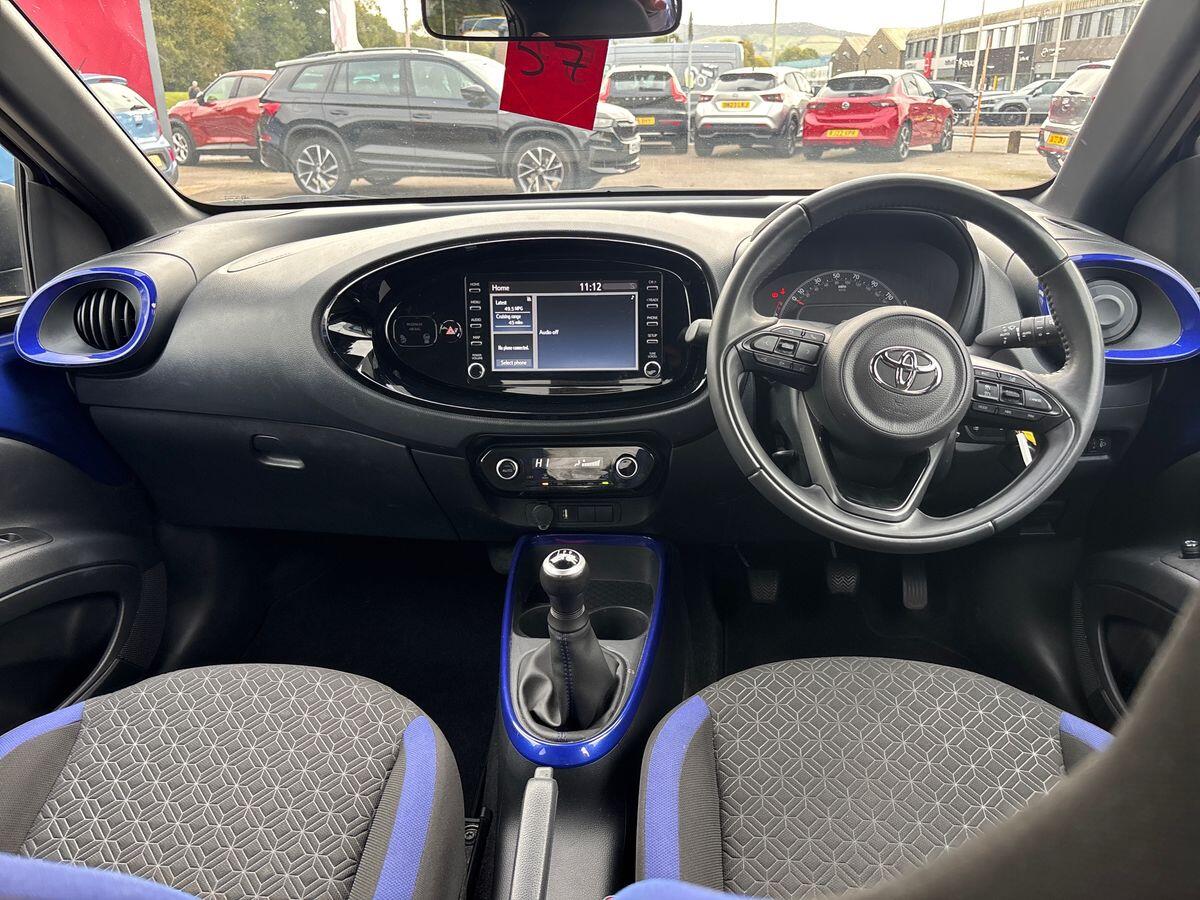 Used Toyota AYGO 2022 for sale - 76282602: Photo 11