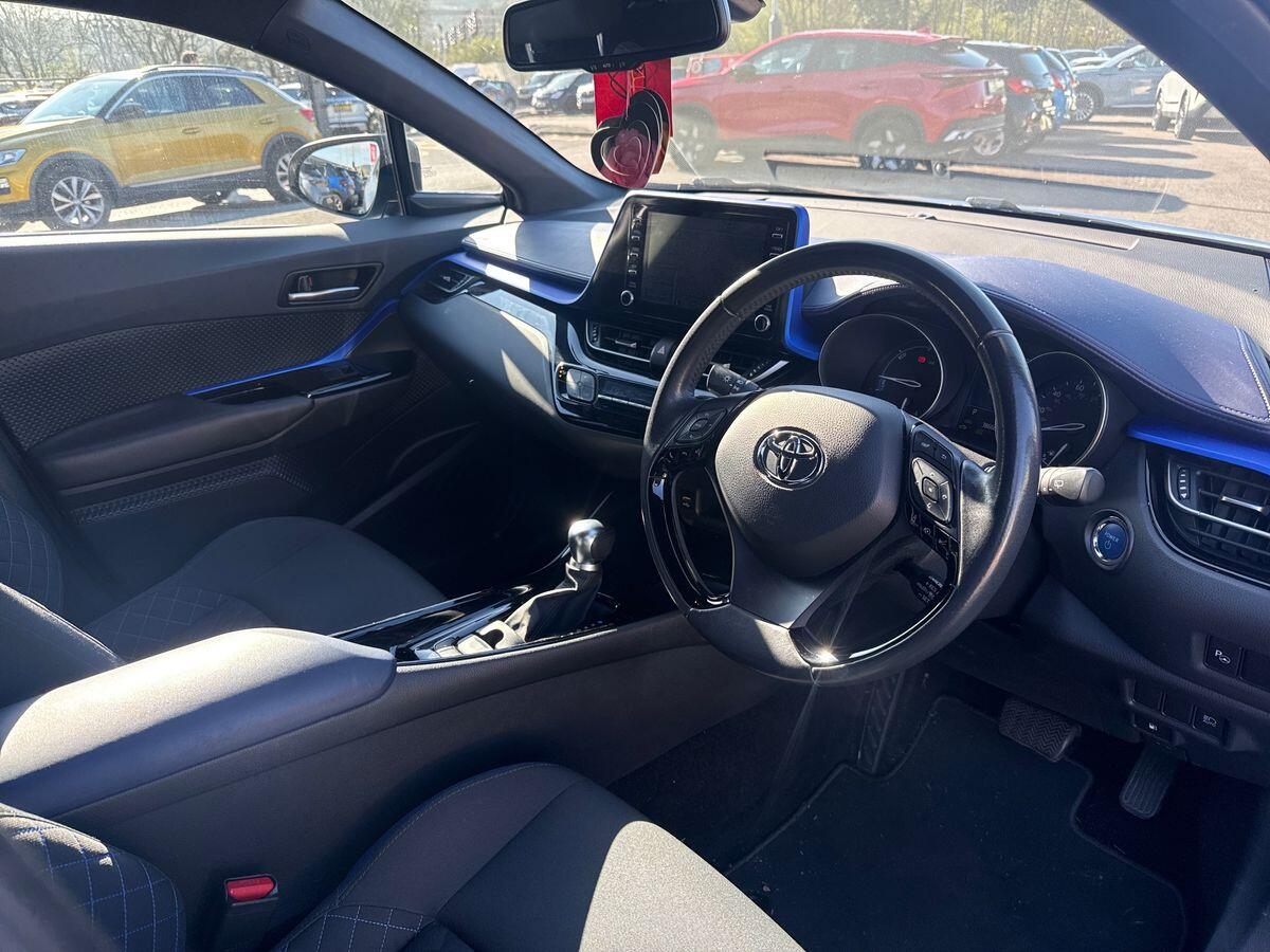 Used Toyota C-HR for sale - 78116443: Photo 10