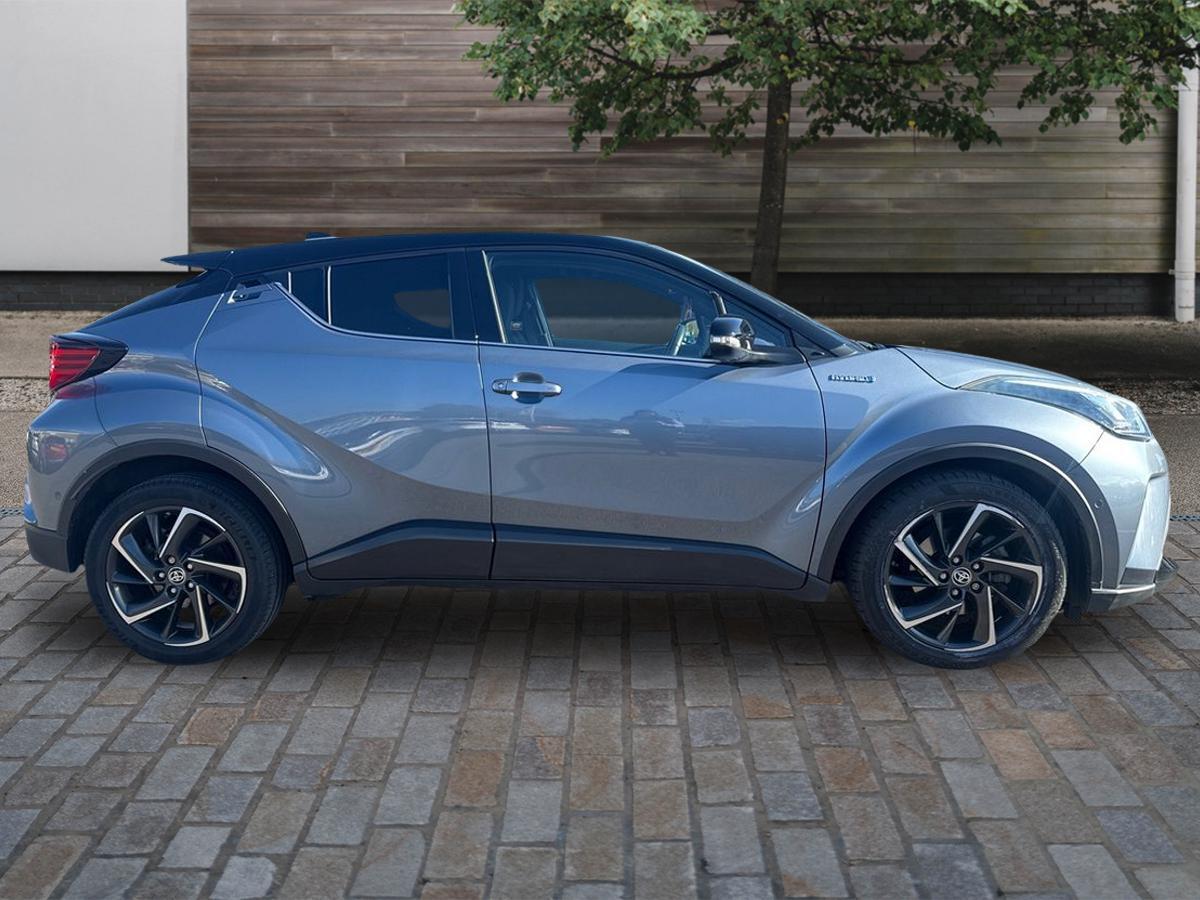 Used Toyota C-HR for sale - 78116443: Photo 2