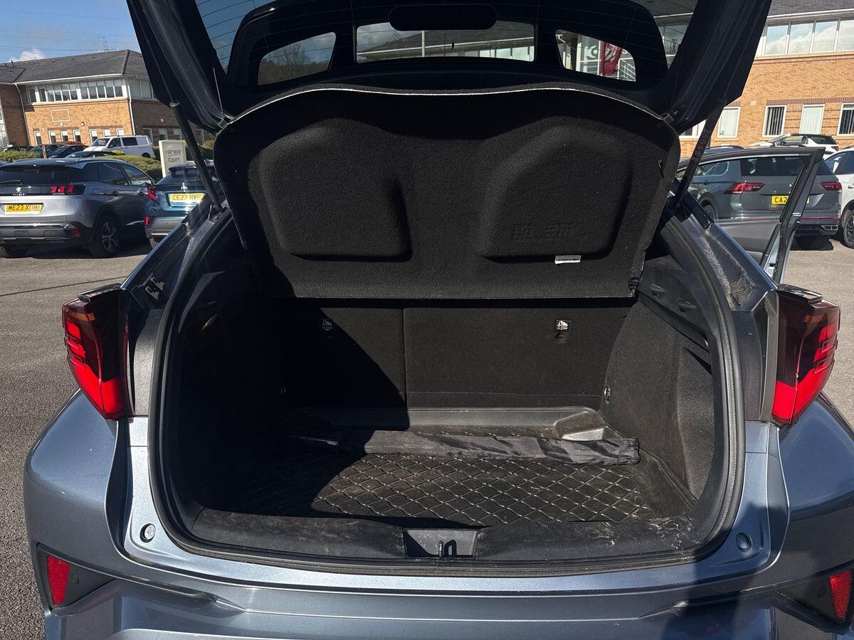 Used Toyota C-HR for sale - 78116443: Photo 20