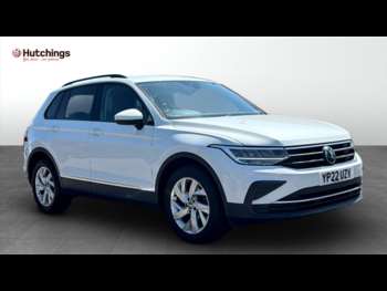 2022 (22) - Life Tsi 5-Door