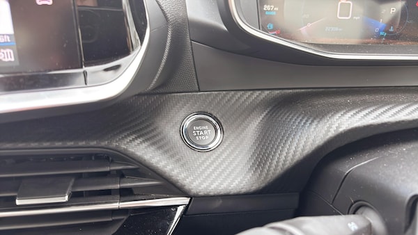 Used Peugeot 208 2023 for sale - 76284418: Photo 25