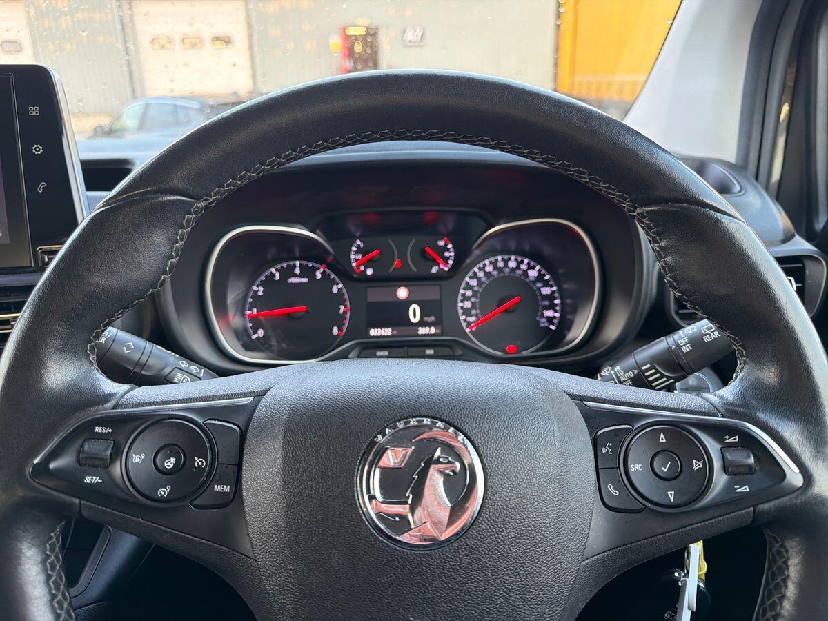 Used Vauxhall Combo Life 2022 for sale - 76781261: Photo 13