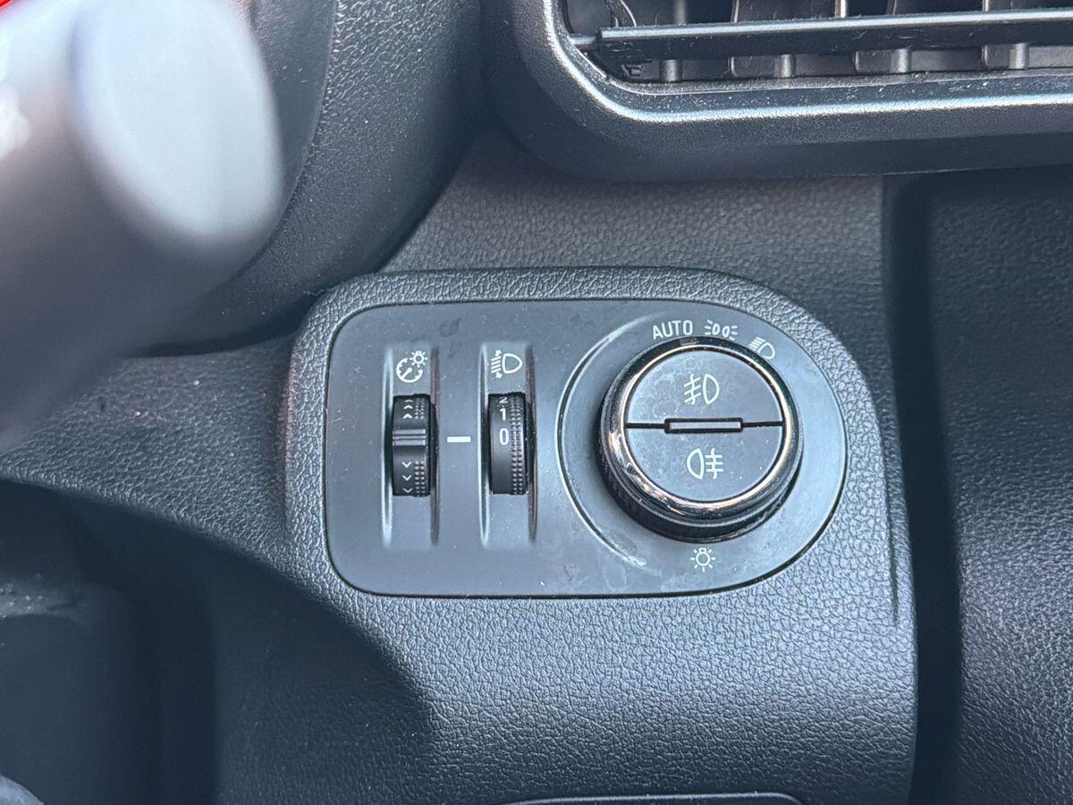 Used Vauxhall Combo Life 2022 for sale - 76781261: Photo 31