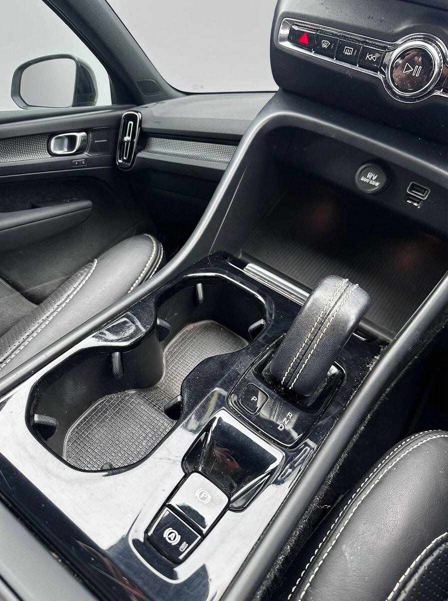 Used Volvo XC40 for sale - 78019485: Photo 10