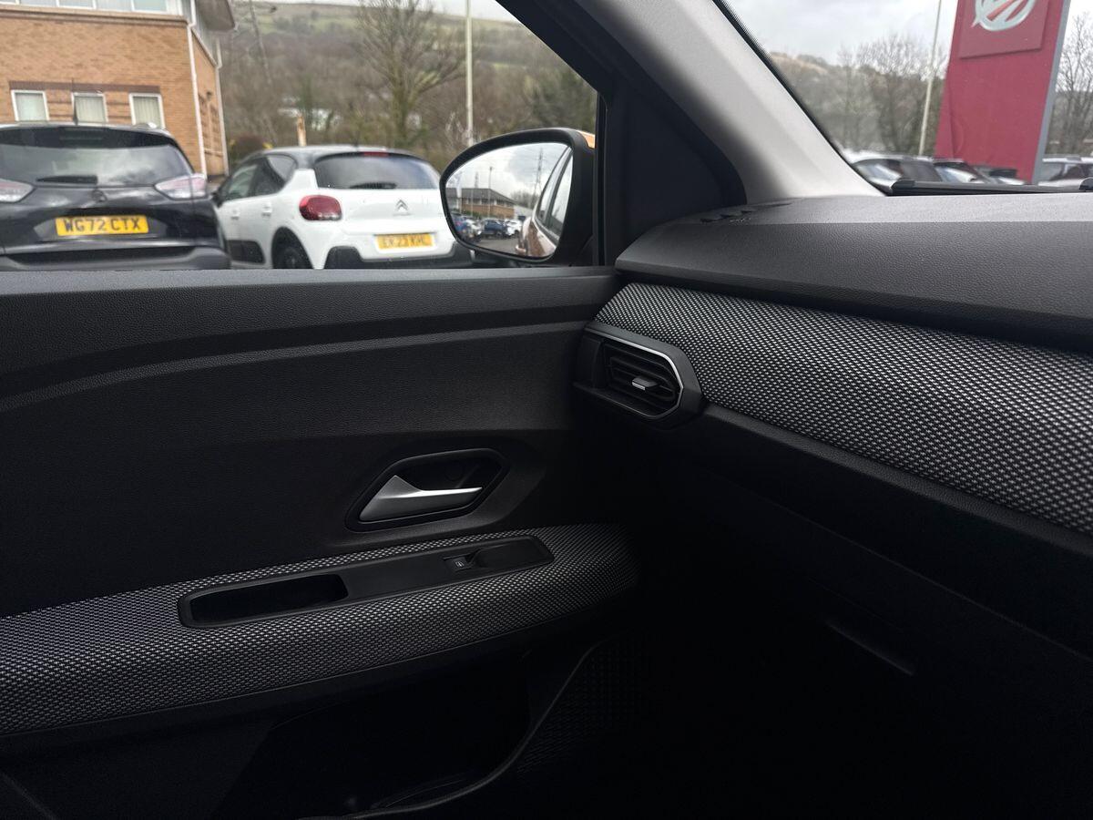 Used Dacia Sandero for sale - 77395971: Photo 28