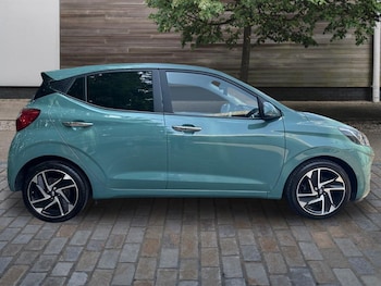 Used Hyundai i10 2023 for sale - 78572743: Photo
