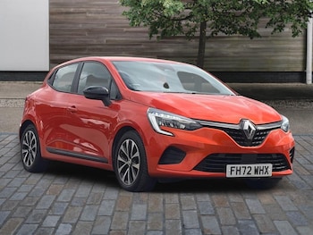 Used Renault Clio 2023 for sale - 78728568: Photo