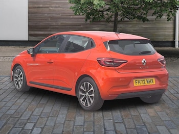 Used Renault Clio 2023 for sale - 78728568: Photo