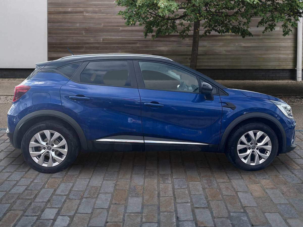 Used Renault Captur 2021 for sale - 77839761: Photo 2