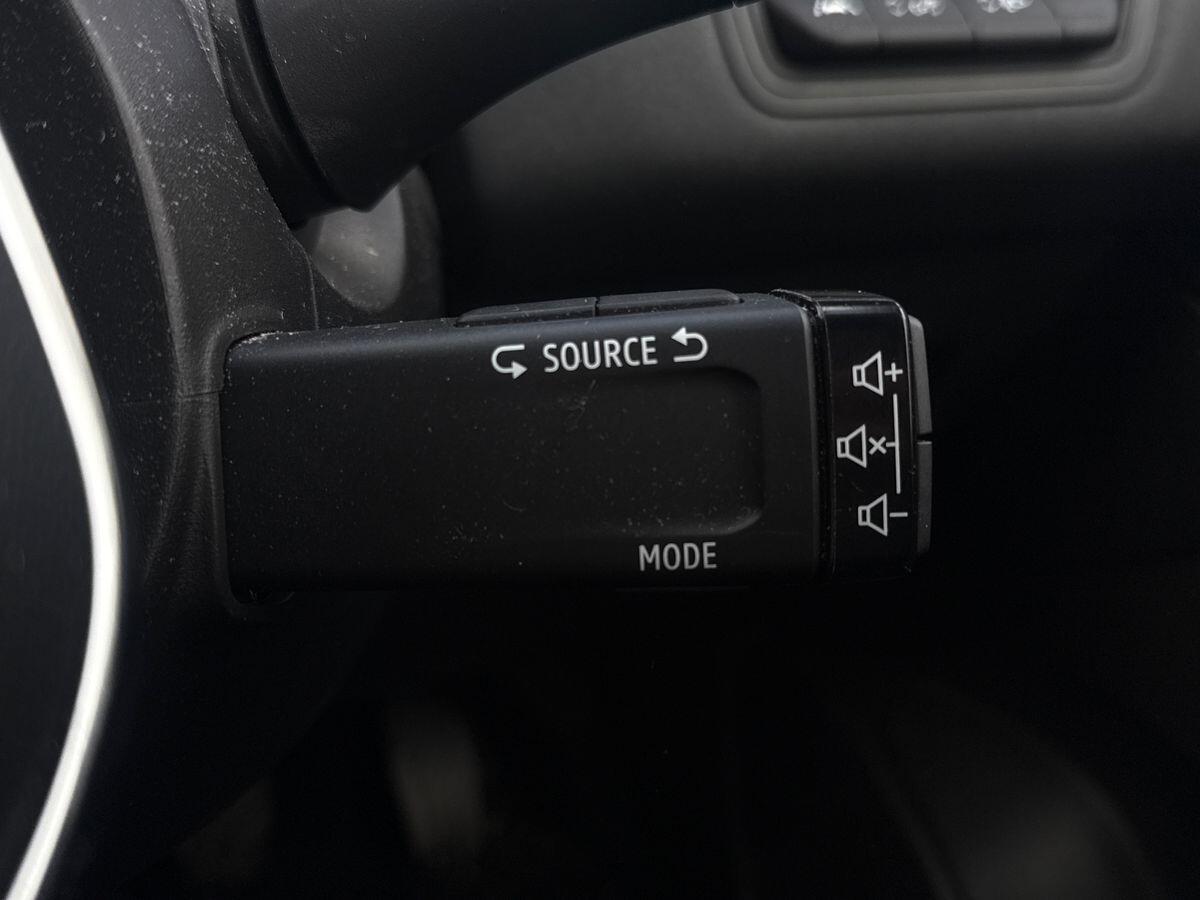 Used Renault Captur 2021 for sale - 77839761: Photo 26