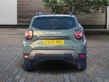 Used Dacia Duster 2023 for sale - 76315272: Photo