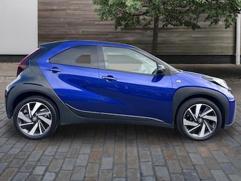 Used Toyota Aygo X 2022 for sale - 76992606: Photo