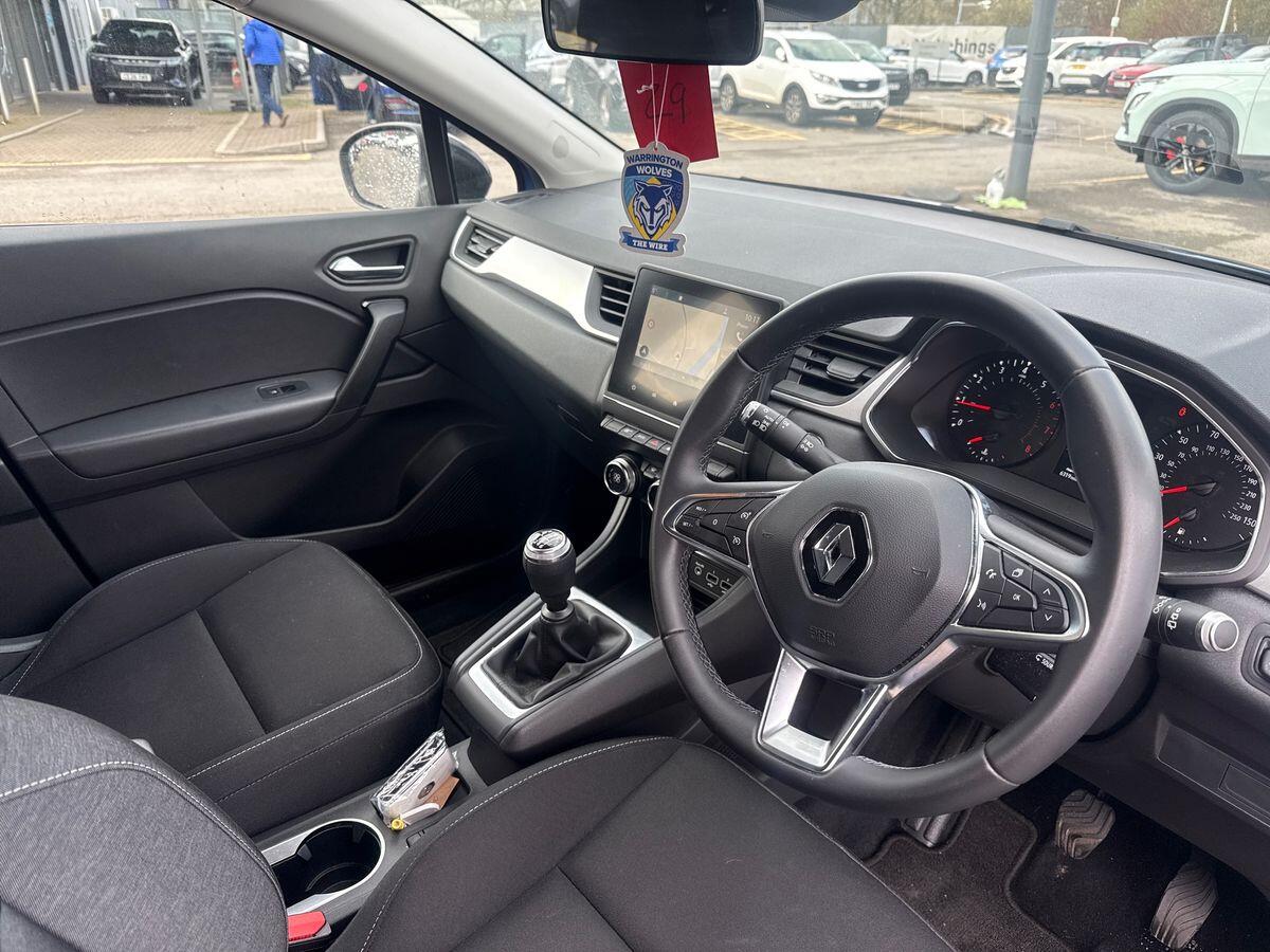 Used Renault Captur 2021 for sale - 77898543: Photo 10