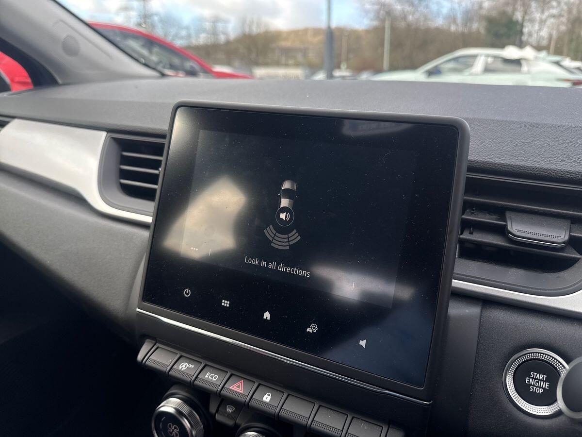 Used Renault Captur 2021 for sale - 77898543: Photo 17