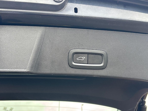 Used Volvo XC40 2019 for sale - 76283895: Photo 24