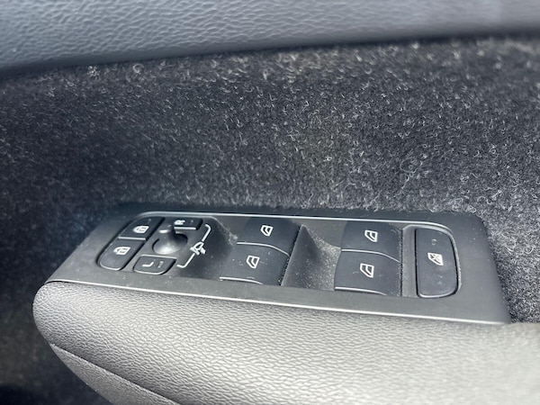 Used Volvo XC40 2019 for sale - 76283895: Photo 38
