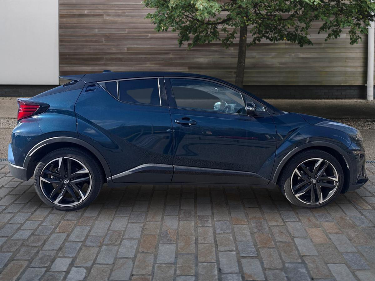 Used Toyota C-HR for sale - 78115302: Photo 2