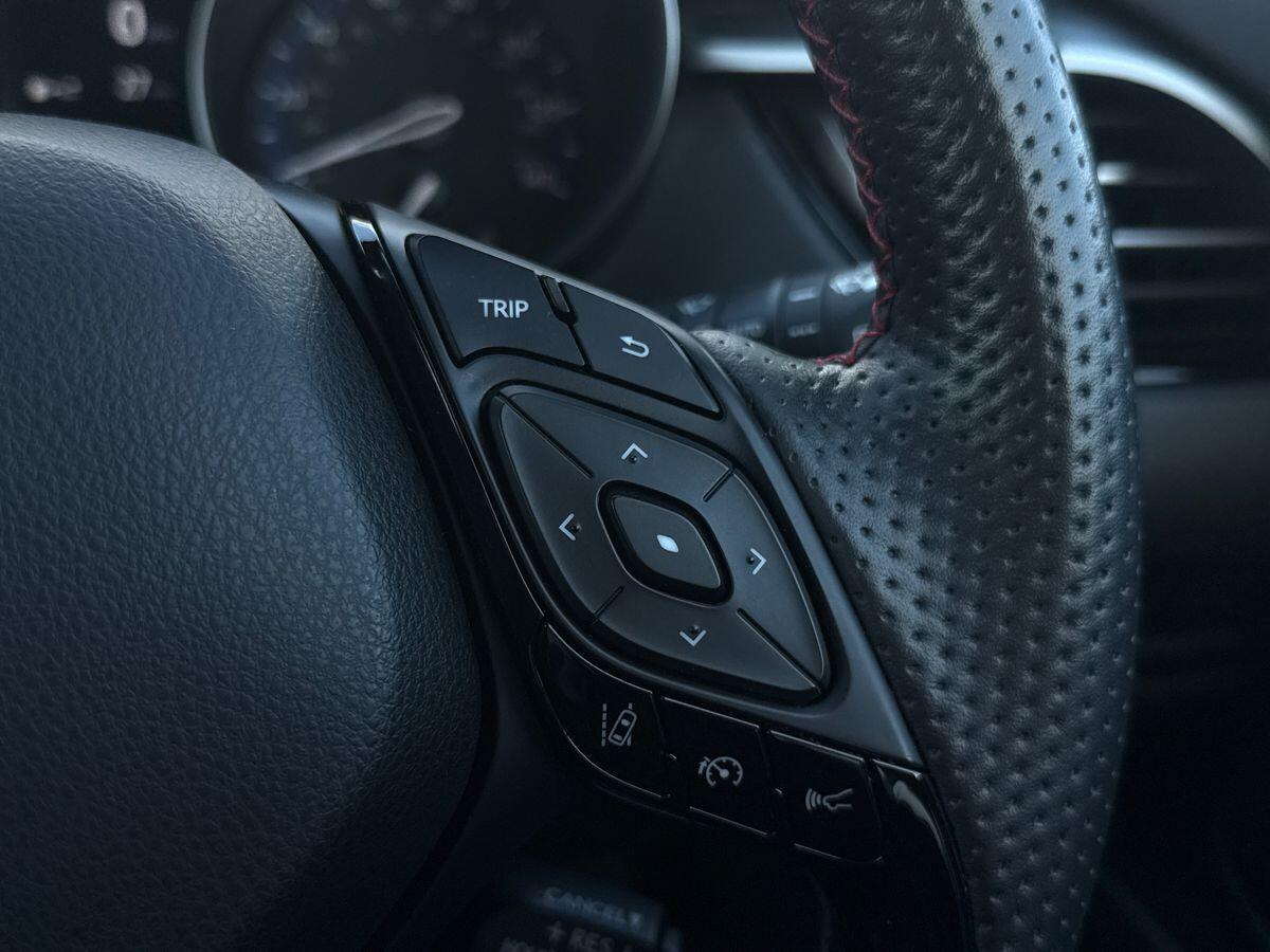 Used Toyota C-HR for sale - 78115302: Photo 24