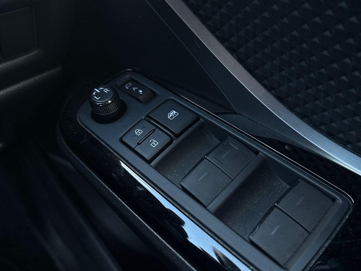 Used Toyota C-HR for sale - 78115302: Photo 28