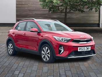 Used Kia Stonic 2023 for sale - 78561433: Photo