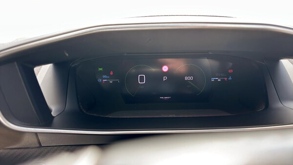 Used Peugeot 2008 2023 for sale - 75564379: Photo 21