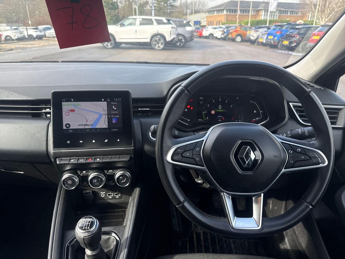 Used Renault Clio 2023 for sale - 77598153: Photo 11