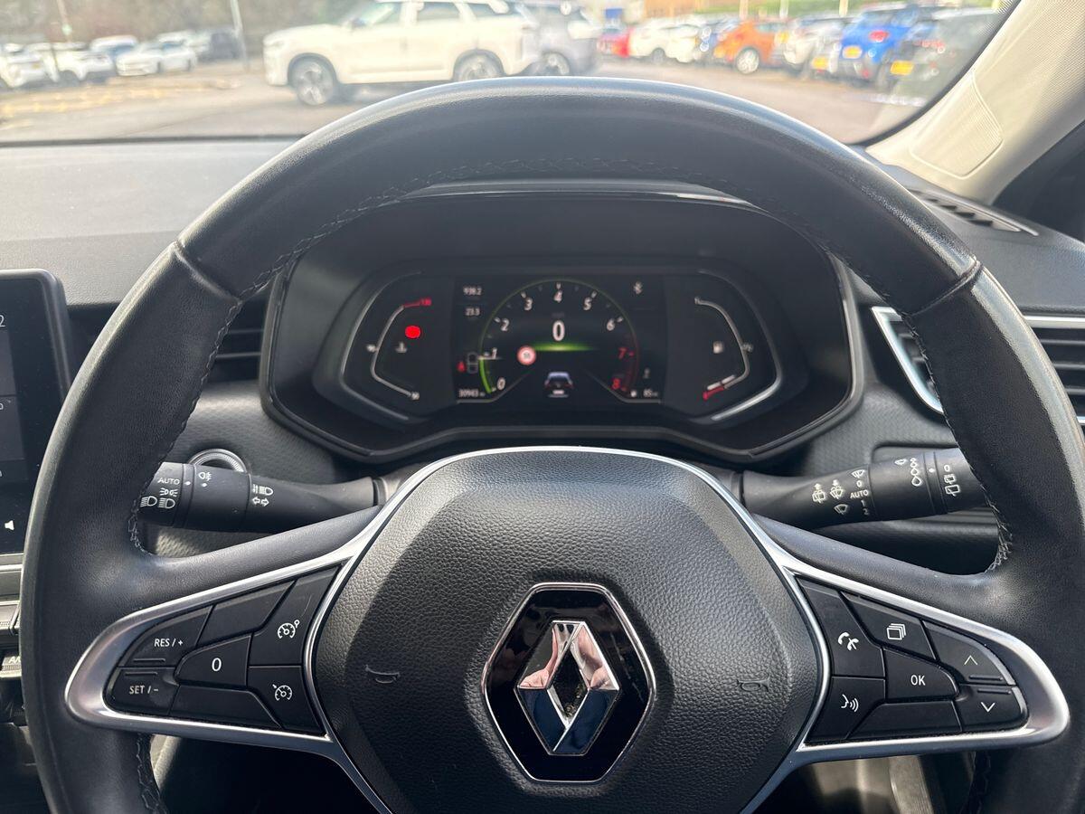 Used Renault Clio 2023 for sale - 77598153: Photo 13