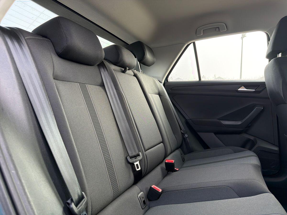 Used Volkswagen T-Roc 2023 for sale - 76824438: Photo 19