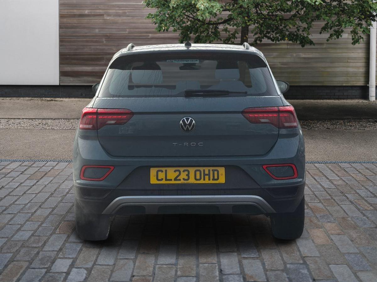 Used Volkswagen T-Roc 2023 for sale - 76824438: Photo 4