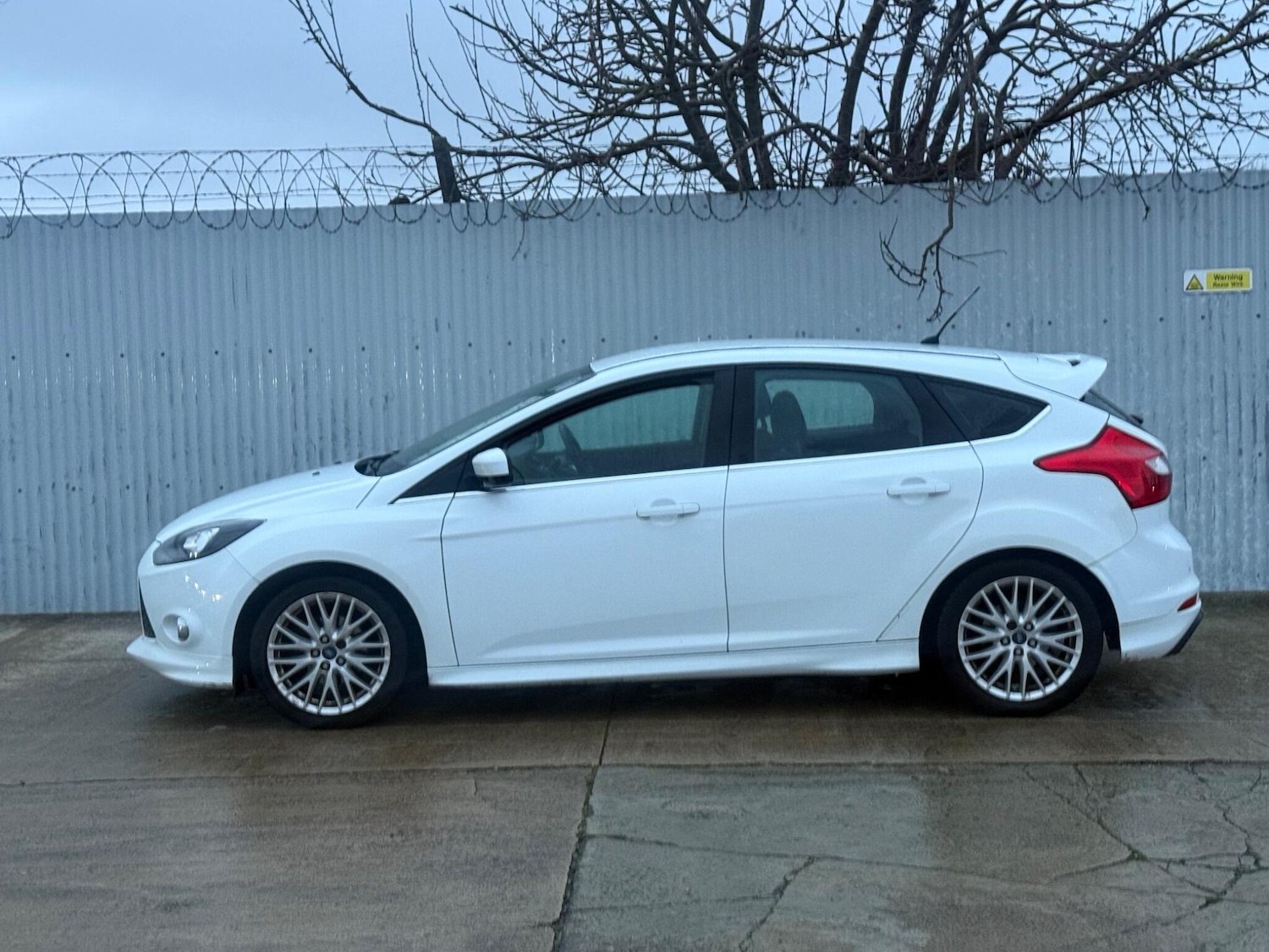 Used Ford Focus 2012 for sale - 76899583: Photo 6