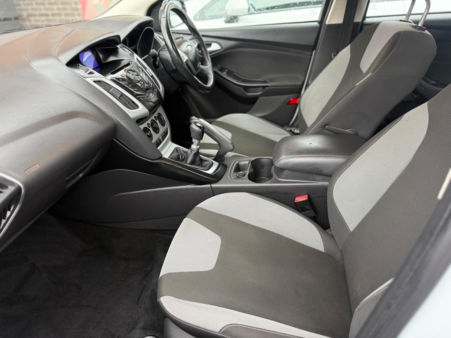 Used Ford Focus 2012 for sale - 76899583: Photo 8