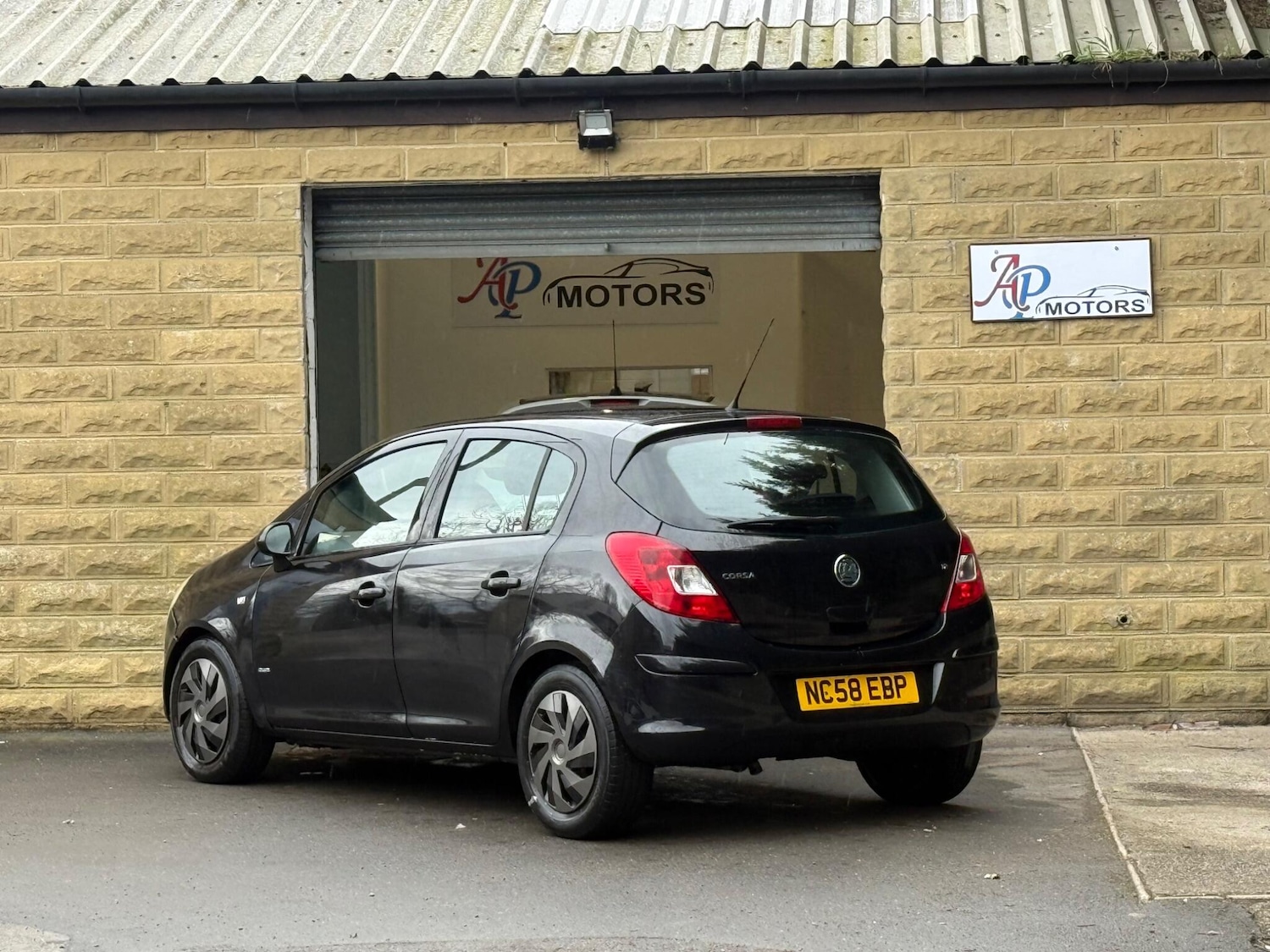 Used Vauxhall Corsa 2008 for sale - 77684268: Photo 4