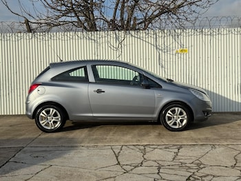 Used Vauxhall Corsa 2010 for sale - 76824416: Photo