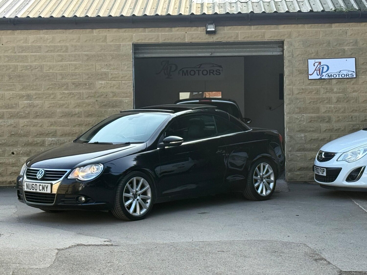 Used Volkswagen EOS 2010 for sale - 78020051: Photo 6