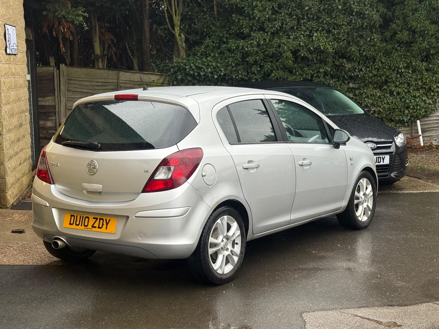 Used Vauxhall Corsa 2010 for sale - 77292029: Photo 4